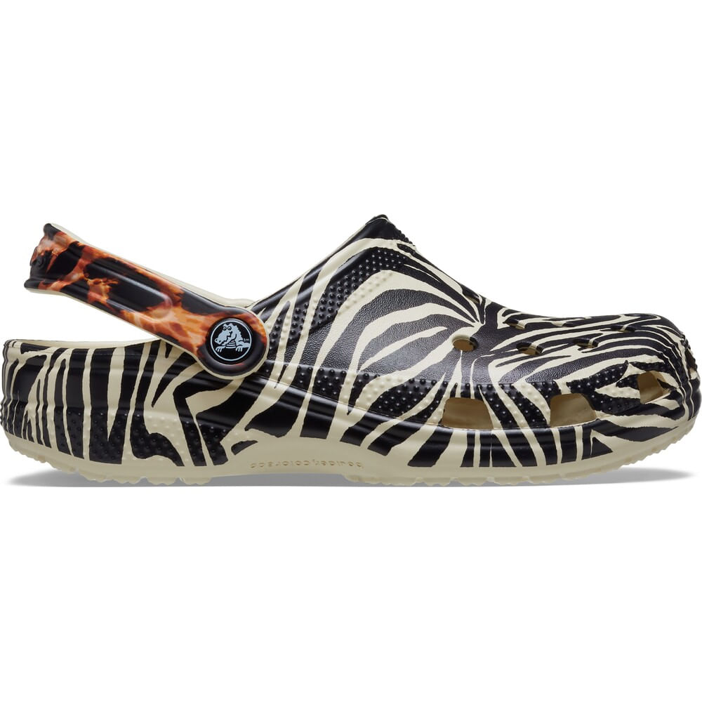 Sandália Crocs Classic Animal Remix Clog BONE/MULTI ANIMAL 35