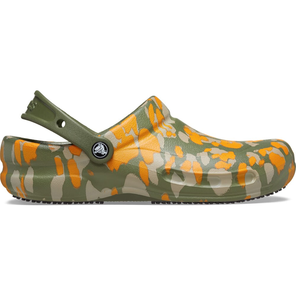 Sandália Crocs Bistro Graphic Clog ARMY GREEN/MULTI 35