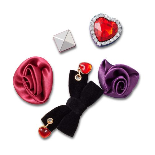 Jibbitz™ Romance Sombrio com Laço