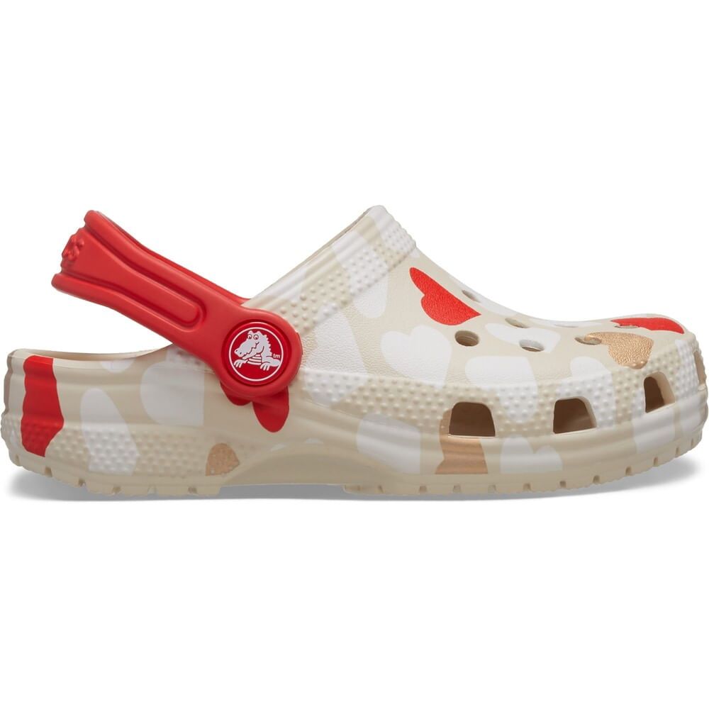 Sandália Crocs Classic Heart Print Clog Infantil SANDSTONE/MULTI 28